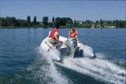 Honda BF 8 SHSU Außenborder 10 Honda BF 8 SHSU Außenborder -Honda || PLASTIMO || Lewmar Verkaufsgeschäft 35 DE hondabf850